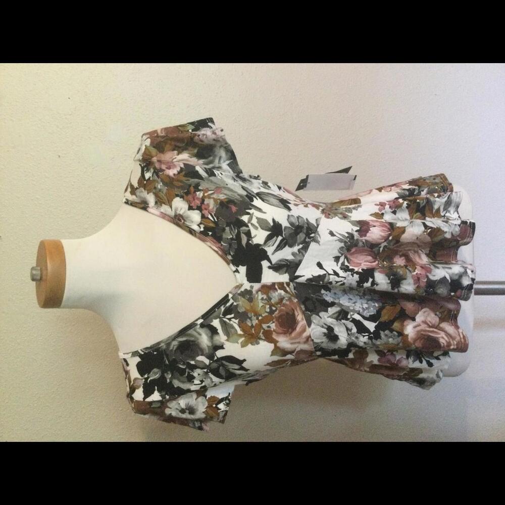 Ing Collection - Floral Ruffle Blouse